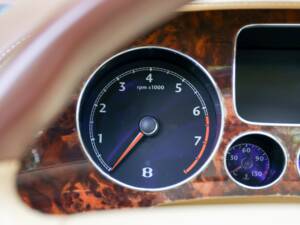 Bild 24/40 von Bentley Continental GTC (2007)
