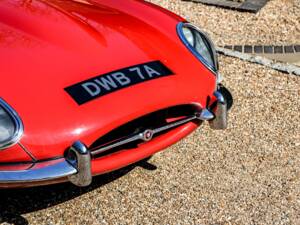 Immagine 24/42 di Jaguar E-Type (1968)