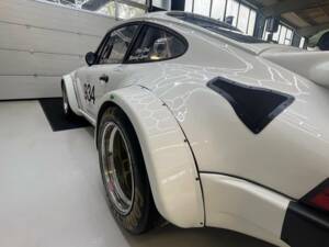 Image 4/20 of Porsche 934 (1976)