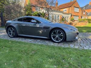 Afbeelding 13/49 van Aston Martin V12 Vantage (2009)