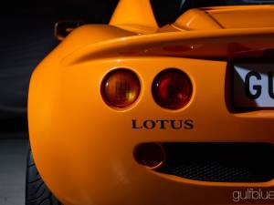 Image 24/50 of Lotus Elise (2000)