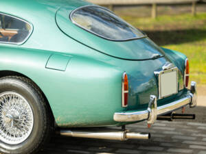 Image 42/50 of Aston Martin DB 2&#x2F;4 Mk III (1958)