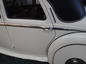 Image 8/47 of Riley 1.5 Litre RME (1954)