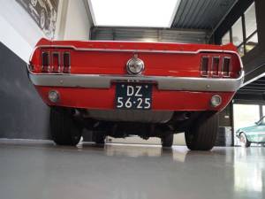 Afbeelding 32/50 van Ford Mustang 302 (1968)