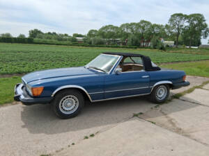 Afbeelding 2/6 van Mercedes-Benz 350 SL (1972)