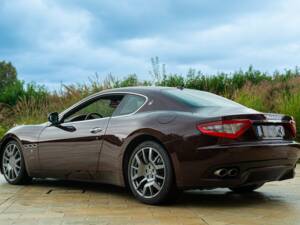 Image 8/50 of Maserati GranTurismo 4.2 (2009)