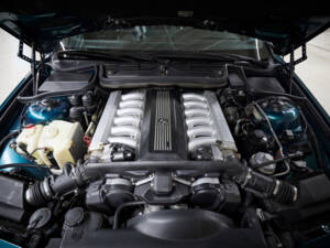 Image 62/81 de BMW 850i (1991)
