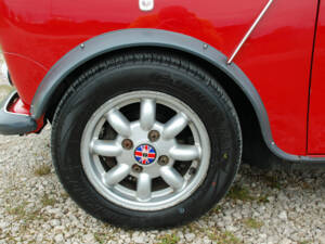 Image 4/38 of Mini 1000 (1987)