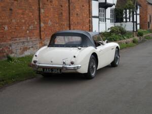 Imagen 4/27 de Austin-Healey 3000 Mk II (BT7) (1961)