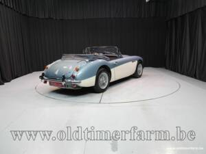 Immagine 2/15 di Austin-Healey 3000 Mk III (BJ8) (1967)