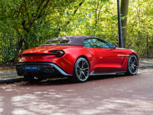 Immagine 9/70 di Aston Martin Vanquish Zagato Volante (2017)