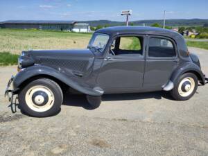 Image 7/34 of Citroën Traction Avant 11 BL (1955)