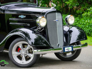 Image 17/54 of Chevrolet Standard (1936)