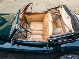 Image 24/41 of Jaguar XK 140 DHC (1955)