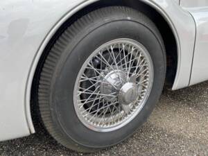 Image 14/36 de Jaguar XK 120 FHC (1953)