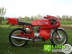 Image 2/10 of MV Agusta DUMMY (1972)