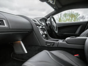 Bild 46/71 von Aston Martin DBS (2011)