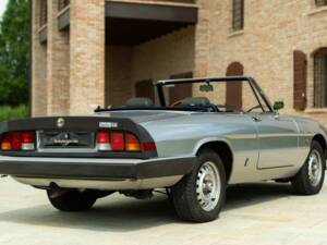 Image 13/50 of Alfa Romeo 2.0 Spider (1985)