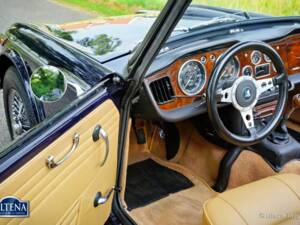 Immagine 20/36 di Triumph TR 4A IRS (1966)