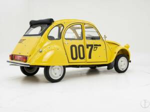 Image 2/15 of Citroën 2 CV 6 (1980)