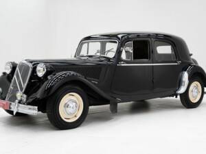Imagen 1/15 de Citroën Traction Avant 15&#x2F;6 (1953)