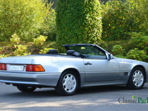 Imagen 3/50 de Mercedes-Benz 300 SL-24 (1993)