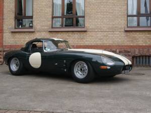 Afbeelding 4/14 van Jaguar E-Type &quot;Lightweight&quot; (1963)