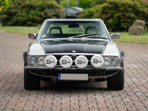 Image 8/68 of Mercedes-Benz 500 SL (1984)