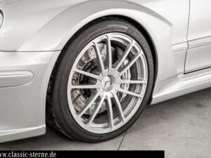 Image 8/15 of Mercedes-Benz CLK DTM AMG (2007)