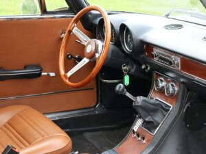 Image 46/50 of Alfa Romeo 1750 GT Veloce (1971)