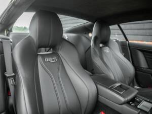 Image 38/50 of Aston Martin DBS (2011)