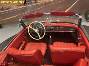 Image 46/50 of Mercedes-Benz 190 SL (1961)