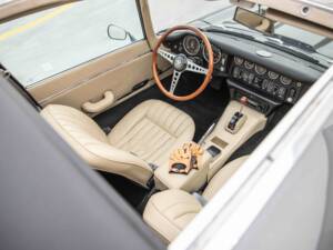 Immagine 55/88 di Jaguar E-Type (2+2) (1968)