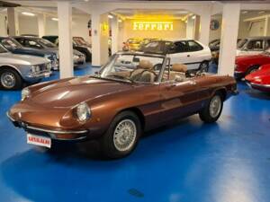 Image 1/45 of Alfa Romeo Spider Veloce 2000 (1981)