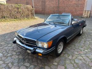Afbeelding 125/146 van Mercedes-Benz 380 SL (1982)