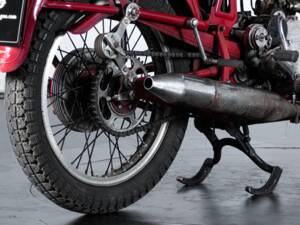 Image 24/50 of Moto Guzzi DUMMY (1950)