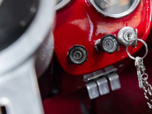 Immagine 21/40 di Alfa Romeo 2000 Spider (1961)