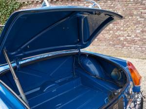 Image 30/50 de MG MGB (1971)