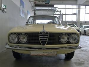 Bild 25/44 von Alfa Romeo 2000 Sprint (1961)