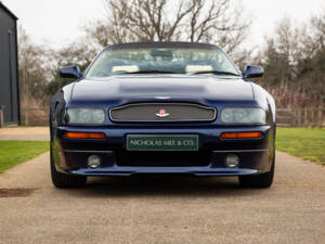 Immagine 37/99 di Aston Martin V8 Volante (1999)