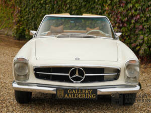 Image 26/50 de Mercedes-Benz 280 SL (1970)