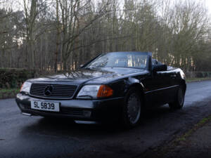 Image 3/15 of Mercedes-Benz 500 SL (1991)