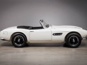 Image 12/43 of BMW 507 (1959)