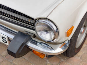 Imagen 17/30 de Triumph TR 6 (1977)