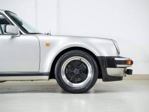 Immagine 24/48 di Porsche 911 Turbo 3.3 (1982)