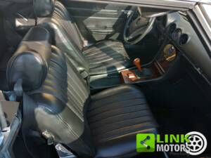 Image 5/10 of Mercedes-Benz 350 SL (1973)