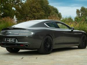 Bild 4/50 von Aston Martin Rapide (2010)