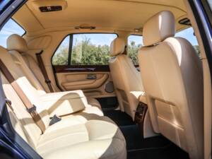 Image 17/44 of Bentley Arnage R (2002)