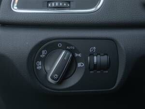 Bild 37/50 von Audi Q3 2.0 TDI quattro (2012)