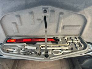Immagine 34/48 di BMW 740i (2001)